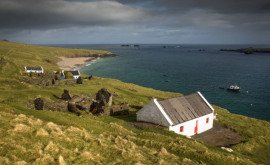 Ирландия предложит по 80 тыс евро тем кто переедет жить на её острова но с небольшим условием 