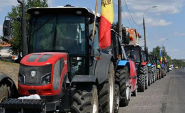 200 тракторов направляются в Кишинев