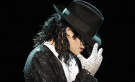La Paris va fi scoasă la licitație pălăria cu care a început moonwalkul lui Michael Jackson