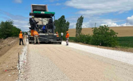 Cum decurge reparația drumului CimișliaIargaraSărata Nouă