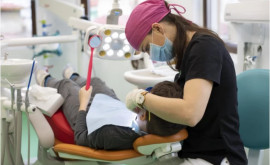 Дети из районов Дрокия и Рышкановка получат бесплатные стоматологические услуги