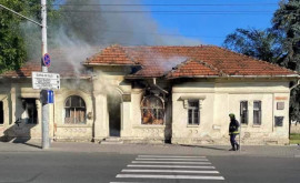 Clădirea care urma să devină Centru Cultural în numele lui Eugen Doga a luat foc