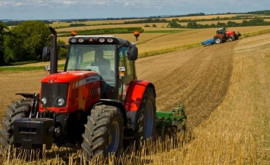 Fermierii pot depune cereri pentru subvenționarea accizei la motorină