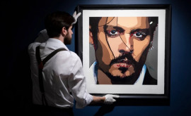 Un autoportret al lui Johnny Depp scos în vînzare Prin ce este specială pictura