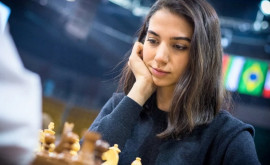 Jucătoarea de șah din Iran care a concurat fără hijab a primit cetăţenia spaniolă