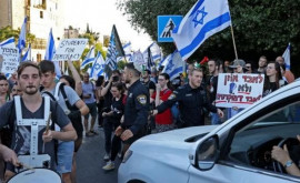 Reforma judiciară a scos iar din case mii de israelieni 