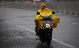 В Пекине изза ливней эвакуировали несколько тысяч людей