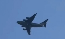 Pe cerul Moldovei a fost zărit un avion militar Precizările Ministerului Apărării