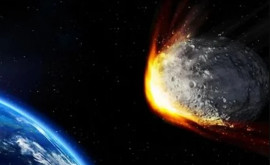 Un asteroid periculos descoperit în apropierea Pămîntului