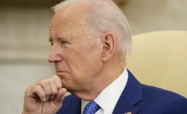 Biden spune că va merge în Vietnam