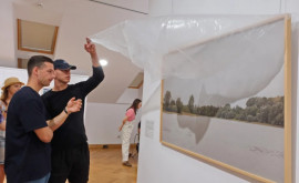 В Национальном художественном музее Молдовы открылась выставка По ту сторону фотографии 