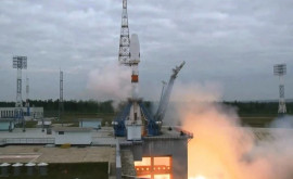 Rusia a lansat o navă spațială spre Lună Care sînt scopurile acesteia