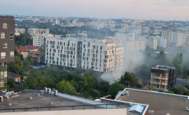 Sectorul Rîșcani acoperit de un nor dens de fum în urma unui incendiu