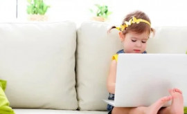 Какая опасность таится за длительным пребыванием детей у экранов 