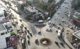 Două treceri de pietoni de pe strada Kiev vor fi dotate cu semafoare