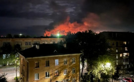 Ucrainenii au atacat cu drone baza rusă din Pskov și au distrus avioane militare