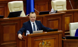 Влад Батрынча призвал правительство и парламент начать работать совместно