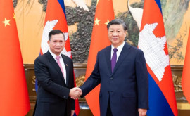 Си Цзиньпин провел встречу с премьерминистром Камбоджи 