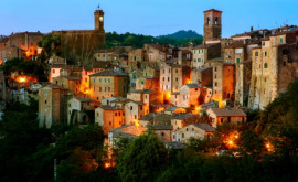 Locuințele a sute de familii din Toscana în pericol