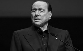 O stradă dintrun oraş din Italia va purta numele lui Berlusconi