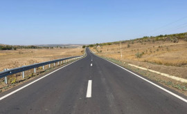Хорошие новости для жителей двух сел Теленештского района отремонтирована местная автодорога 