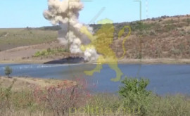 Momentul detonării componentei explozibile a rachetei prăbușite în lacul Hîrbovăț