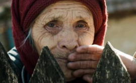 Populația din Moldova devine tot mai bătrînă