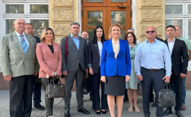 Арина Спэтару начала агитацию на местных выборах в Кишиневе