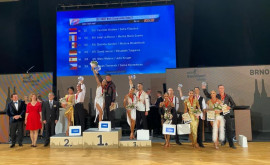 Спортсмены из Молдовы на пьедестале почета чемпионата мира по танцом