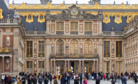 Încă o alertă cu bombă la Palatul Versailles
