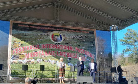 La Cimișlia a avut loc o nouă ediție a Festivalului Mioriță Laie Bucălaie