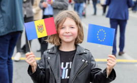 Ultima oră Comisia Europeană recomandă începerea negocierilor privind aderarea la UE a RMoldova