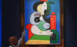 Suma cu care a fost vîndut tabloul Femme a la montre al lui Picasso la licitație 