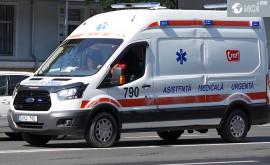 Solicitarea ambulanței au fost efectuate sute de apeluri inutile