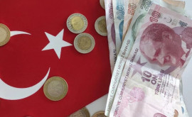 Lira turcească a stabilit un antirecord