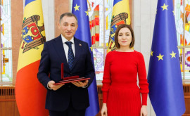 Ambasadorul Azerbaidjanului în Republica Moldova a fost decorat cu Ordinul de Onoare 