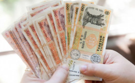 Cît va fi salariul mediu pe economie în Moldova anul viitor