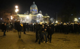 Proteste în Belgrad Zeci de persoane au fost reținute