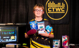 Un adolescent din SUA este prima persoană care a reușit să învingă jocul Tetris 
