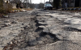 Milioane de lei din Fondul rutier pentru reparația drumurilor în Bălți