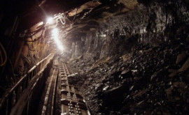 В Зимбабве группа шахтеров оказалась в ловушке после аварии