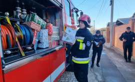 Mai mulți copii din Bălți au primit daruri de la pompieri