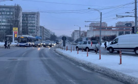 Борьба с гололедом на улицах и тротуарах Кишинева