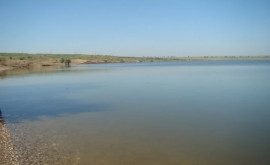 Inspectorii de mediu din Rîșcani au desfășurat o razie pe lacul de acumulare CosteștiStînca