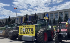 Fermierii amenință cu noi proteste