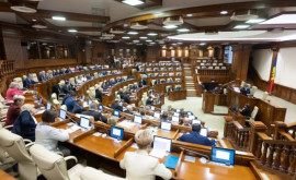 Parlamentul a modificat structura Guvernului Decizie criticată de opoziție