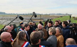 Премьер Франции объявляет о дополнительных мерах по защите фермеров