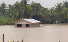 На Филипинах произошли наводнения и оползни 