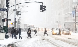 Școli închise și zboruri anulate în New York lovit de o furtună de zăpadă