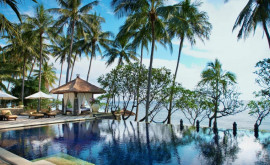 Индонезийский остров излюбленное место туристов вводит налоги